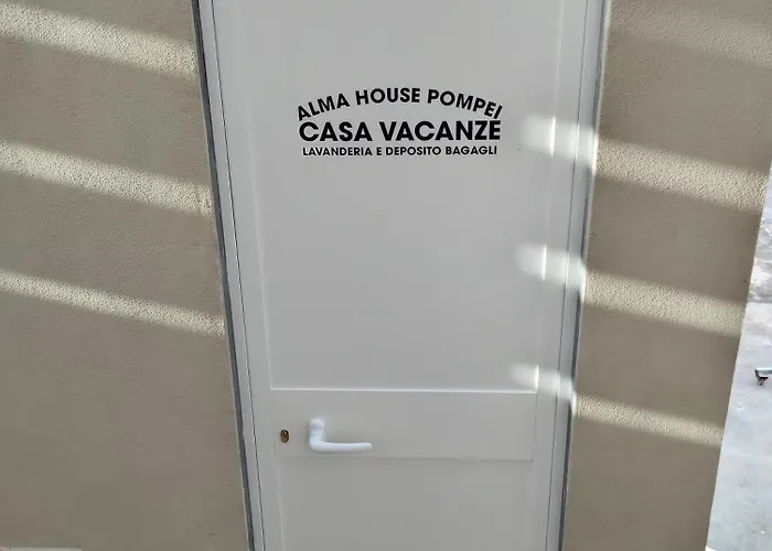 Alma House New Πομπηία